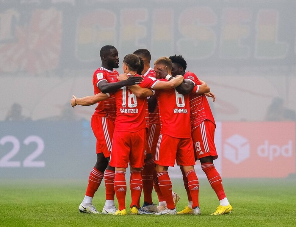  德甲揭幕战上演进球大战拜仁险胜  