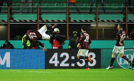  AC米兰王子回归建功，恰尔汗奥卢世界波助球队登顶